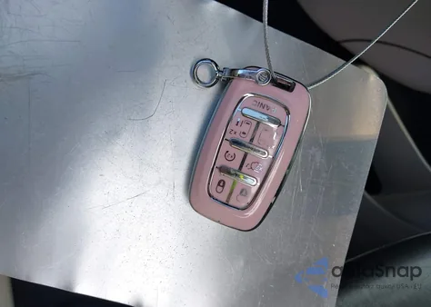 2022 Chrysler Pacifica Touring L z USA, uszkodzony, nr VIN 2C4RC1BG2NR109328